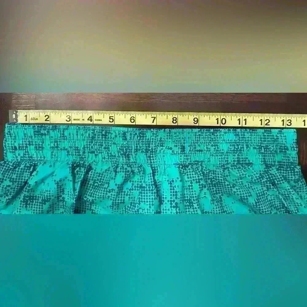 Nike Women's Running Shorts (160)​ - Picture 9 of 10